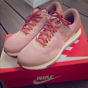Woman’s Running Nike shoe